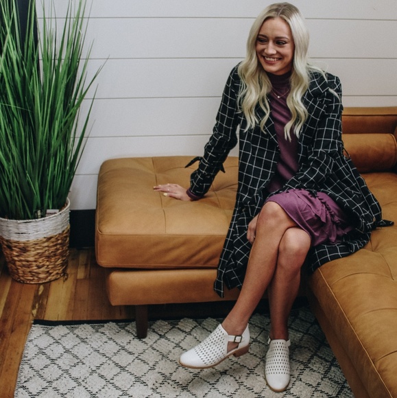 Gridwork Jacket - Picture 3 of 3